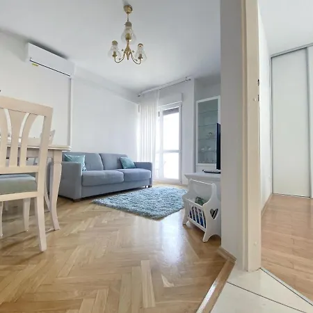 Appartement Trstenik Split