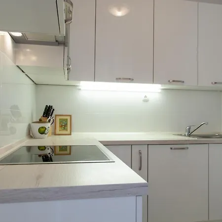 Appartement Trstenik Split