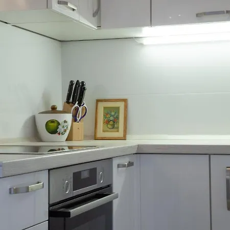 아파트 Trstenik *