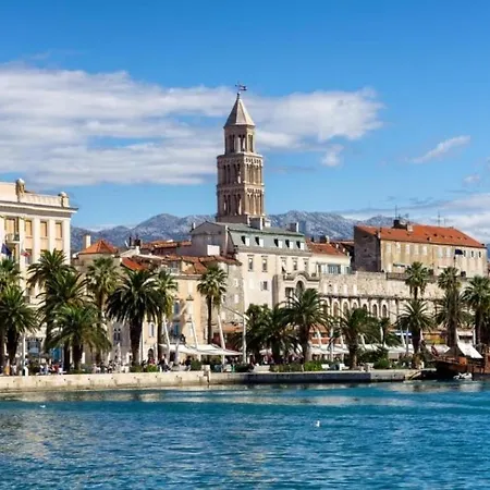 Trstenik 아파트 *