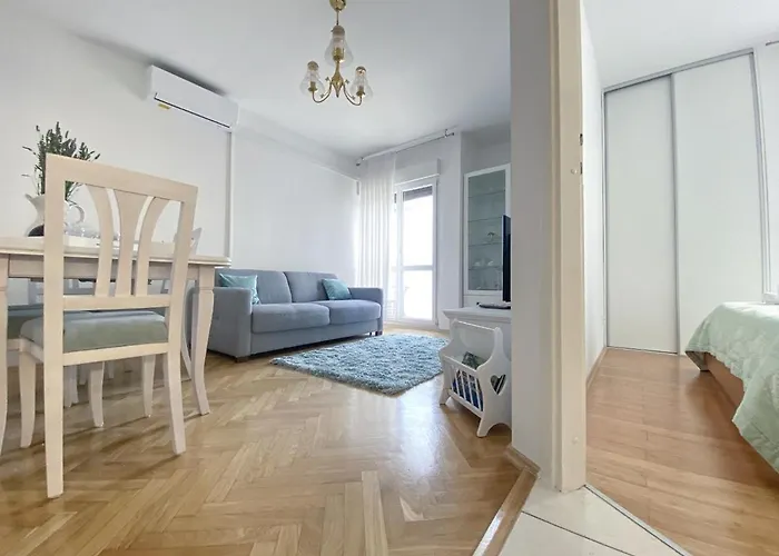 Appartement Trstenik Split